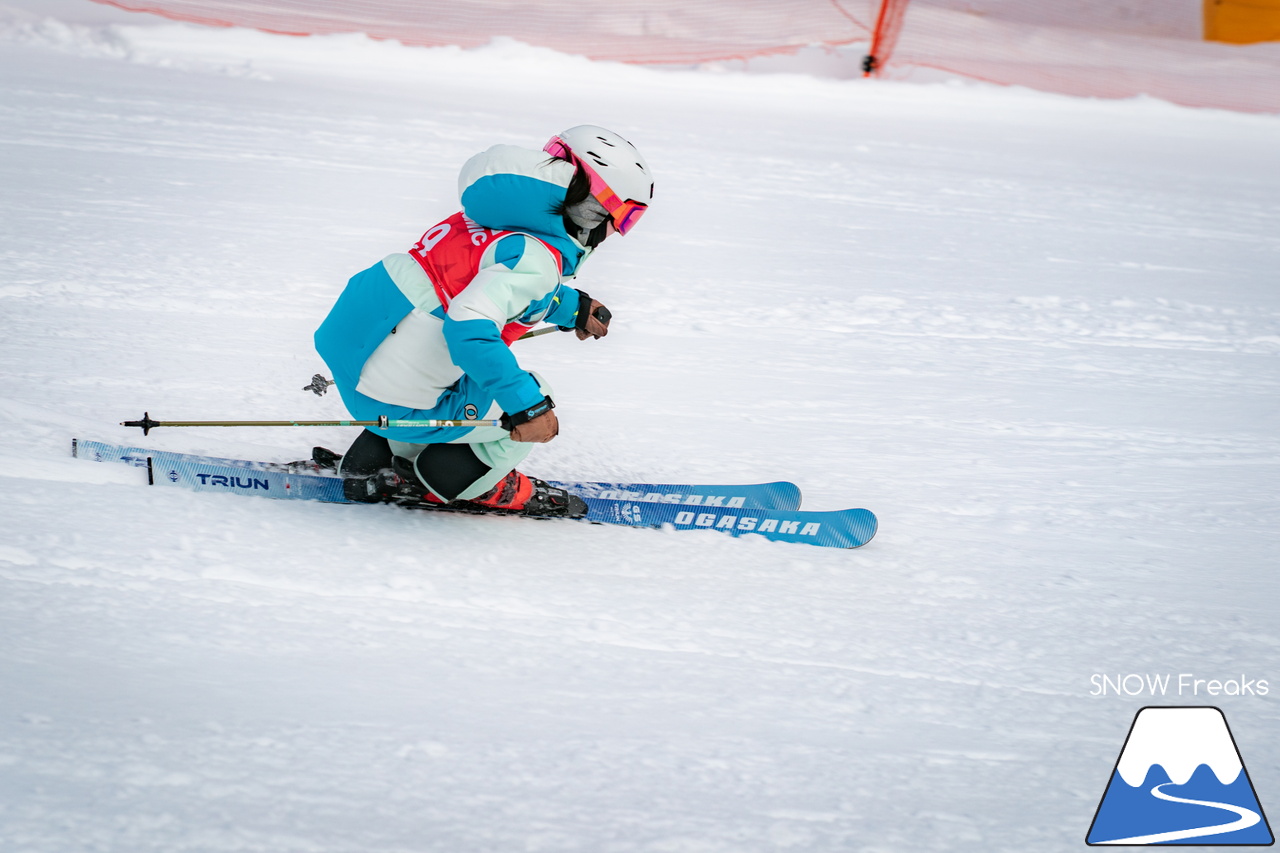 なんと約10年ぶりの「技術選」撮影?! PREMIER SKI ACADEMY presents 『2026プレミアカップ・スキー技術選』レポート！｜朝里川温泉スキー場